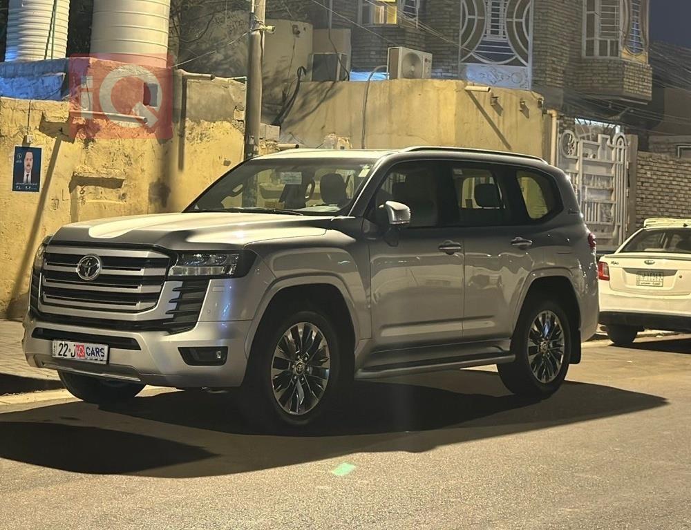 تويوتا لاندكروزر